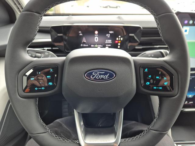 Ford Explorer EV (Extended Range 79kWh) 204PS Automatik Limited Edition el.AHK Wärmepumpe 21-LM Heckantrieb Klimaautomatik Sitzheizung Lenkradheizung Ford-Navi Rückf.Kamera PDC v+h Bluetooth Apple Carplay Android Auto 2xKeyless 