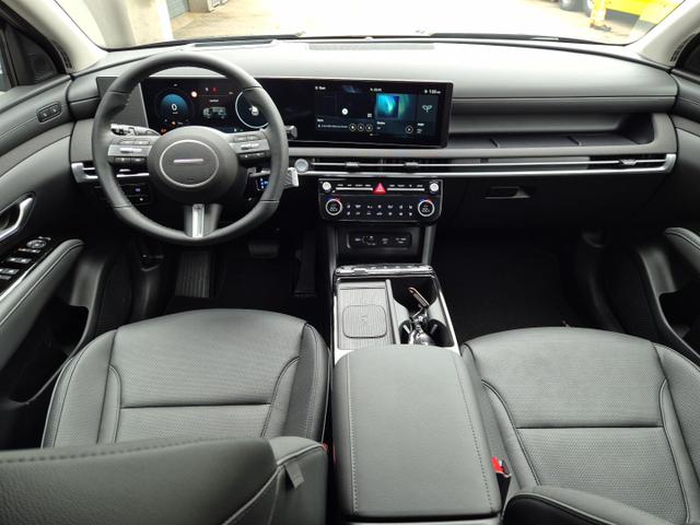 Hyundai TUCSON Prime 1.6 T-GDI 252PS Automatik PHEV FACELIFT MY2025 Voll-Leder elektr. Heckklappe Sitzheizung v+h Lenkradheizung ACC Klimaautomatik HUD Navi Krell-Sound 12,3"-Touchscreen DAB+ wireless Apple CarPlay + Android Auto PDC 4xKamera 2xKeyless 19-LM 