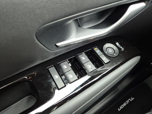 Hyundai TUCSON Prime 1.6 T-GDI 252PS Automatik PHEV FACELIFT MY2025 Voll-Leder elektr. Heckklappe Sitzheizung v+h Lenkradheizung ACC Klimaautomatik HUD Navi Krell-Sound 12,3"-Touchscreen DAB+ wireless Apple CarPlay + Android Auto PDC 4xKamera 2xKeyless 19-LM 