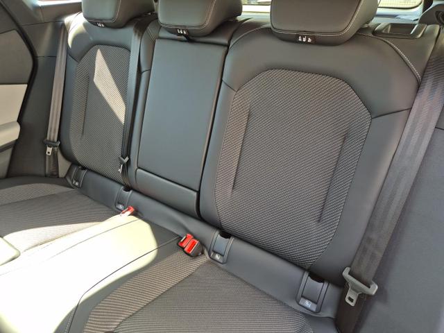 Ford Explorer EV (Extended Range 79kWh) 204PS Automatik Limited Edition el.AHK Wärmepumpe 21-LM Heckantrieb Klimaautomatik Sitzheizung Lenkradheizung Ford-Navi Rückf.Kamera PDC v+h Bluetooth Apple Carplay Android Auto 2xKeyless 