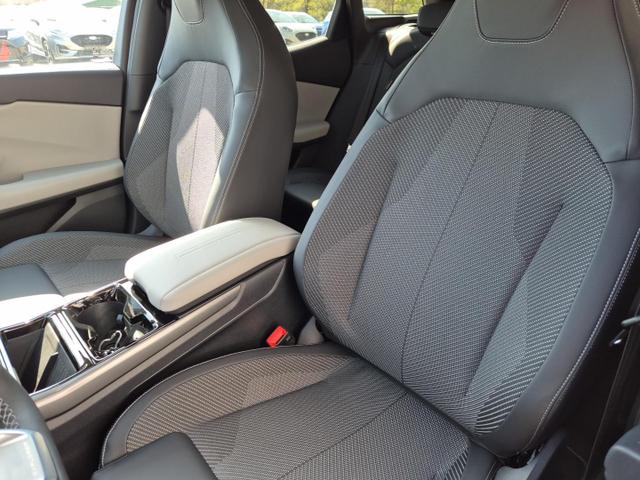 Ford Explorer EV (Extended Range 79kWh) 204PS Automatik Limited Edition el.AHK Wärmepumpe 21-LM Heckantrieb Klimaautomatik Sitzheizung Lenkradheizung Ford-Navi Rückf.Kamera PDC v+h Bluetooth Apple Carplay Android Auto 2xKeyless 