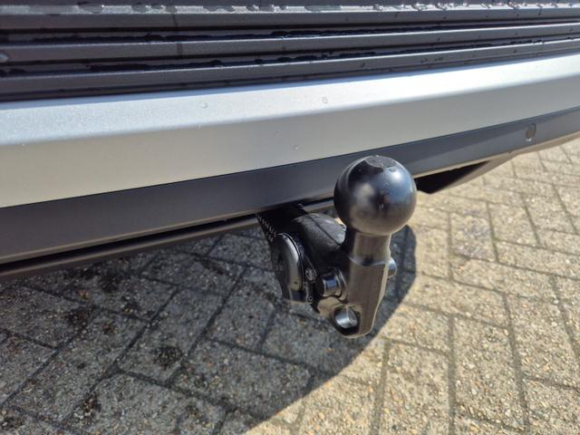 Ford Explorer EV (Extended Range 79kWh) 204PS Automatik Limited Edition el.AHK Wärmepumpe 21-LM Heckantrieb Klimaautomatik Sitzheizung Lenkradheizung Ford-Navi Rückf.Kamera PDC v+h Bluetooth Apple Carplay Android Auto 2xKeyless 