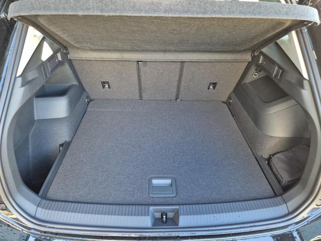 Volkswagen Tiguan 1.5 eTSI OPF 150PS DSG Life (Limited) LED-Plus-Scheinw. elektr. Heckklappe Rückf.Kamera Winterpaket Klimaautomatik Sitzheizung Lenkradheizung VW-Radio "Ready 2 Discover" Bluetooth wireless Apple CarPlay + Android Auto PDC v+h ACC 2xKeyless Digita 