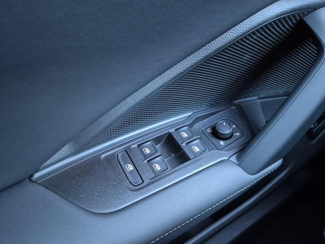 Volkswagen Tiguan 1.5 eTSI OPF 150PS DSG Life (Limited) LED-Plus-Scheinw. elektr. Heckklappe Rückf.Kamera Winterpaket Klimaautomatik Sitzheizung Lenkradheizung VW-Radio "Ready 2 Discover" Bluetooth wireless Apple CarPlay + Android Auto PDC v+h ACC 2xKeyless Digita 