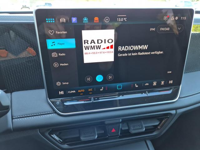 Volkswagen Tiguan 1.5 eTSI OPF 150PS DSG Life (Limited) LED-Plus-Scheinw. elektr. Heckklappe Rückf.Kamera Winterpaket Klimaautomatik Sitzheizung Lenkradheizung VW-Radio "Ready 2 Discover" Bluetooth wireless Apple CarPlay + Android Auto PDC v+h ACC 2xKeyless Digita 