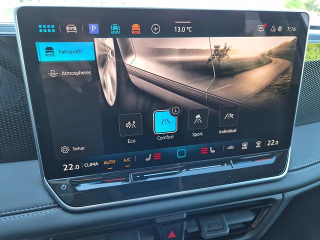 Volkswagen Tiguan 1.5 eTSI OPF 150PS DSG Life (Limited) LED-Plus-Scheinw. elektr. Heckklappe Rückf.Kamera Winterpaket Klimaautomatik Sitzheizung Lenkradheizung VW-Radio "Ready 2 Discover" Bluetooth wireless Apple CarPlay + Android Auto PDC v+h ACC 2xKeyless Digita 