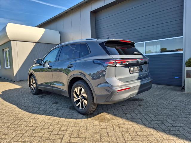 Volkswagen Tiguan 1.5 eTSI OPF 150PS DSG Life (Limited) LED-Plus-Scheinw. elektr. Heckklappe Rückf.Kamera Winterpaket Klimaautomatik Sitzheizung Lenkradheizung VW-Radio "Ready 2 Discover" Bluetooth wireless Apple CarPlay + Android Auto PDC v+h ACC 2xKeyless Digita 