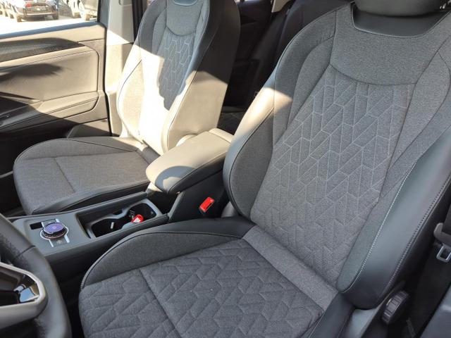 Volkswagen Tiguan 1.5 eTSI OPF 150PS DSG Life (Limited) LED-Plus-Scheinw. elektr. Heckklappe Rückf.Kamera Winterpaket Klimaautomatik Sitzheizung Lenkradheizung VW-Radio "Ready 2 Discover" Bluetooth wireless Apple CarPlay + Android Auto PDC v+h ACC 2xKeyless Digita 