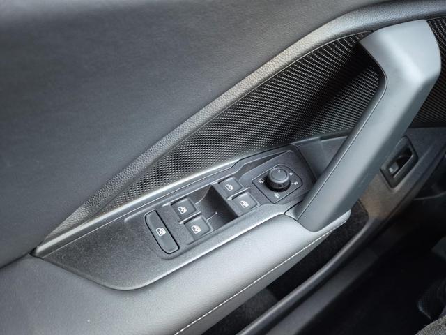 Volkswagen Tiguan 1.5 eTSI OPF 150PS DSG Life (Limited) LED-Plus-Scheinw. elektr. Heckklappe Rückf.Kamera Winterpaket Klimaautomatik Sitzheizung Lenkradheizung VW-Radio "Ready 2 Discover" Bluetooth wireless Apple CarPlay + Android Auto PDC v+h ACC 2xKeyless Digita 