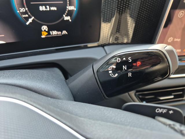 Volkswagen Tiguan 1.5 eTSI OPF 150PS DSG Life (Limited) LED-Plus-Scheinw. elektr. Heckklappe Rückf.Kamera Winterpaket Klimaautomatik Sitzheizung Lenkradheizung VW-Radio "Ready 2 Discover" Bluetooth wireless Apple CarPlay + Android Auto PDC v+h ACC 2xKeyless Digita 