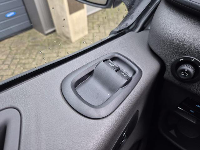 Ford Transit L2H2 2.0 EcoBlue 165PS Trend Heckantrieb 3,5t 2-Sitzer AHK Sitzheizung Lenkradheizung Frontscheibe beheizb. Klimaautomatik PDC v+h Rückf.Kamera Bluetooth DAB Apple CarPlay Android Auto Tempomat Ganzj.Reifen 