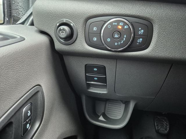 Ford Transit L2H2 2.0 EcoBlue 165PS Trend Heckantrieb 3,5t 2-Sitzer AHK Sitzheizung Lenkradheizung Frontscheibe beheizb. Klimaautomatik PDC v+h Rückf.Kamera Bluetooth DAB Apple CarPlay Android Auto Tempomat Ganzj.Reifen 