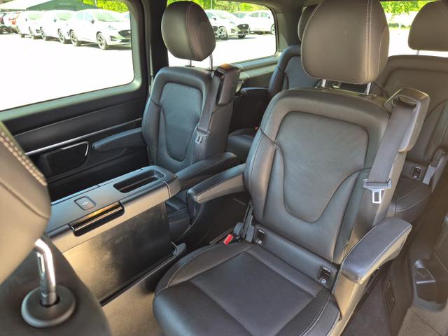Mercedes-Benz V-Klasse 300d L3 237PS Automatik COMBI AVANT. Edition 6-Sitzer AMG Line Sitzheizung v+h Sitzlüftung elektr.Schiebetür l+r elektr.Heckklappe Tisch-Paket Navi Burmester Soundsystem Apple CarPlay Android Auto Matrix-LED 360°Kamera PDC ACC 19-LM 