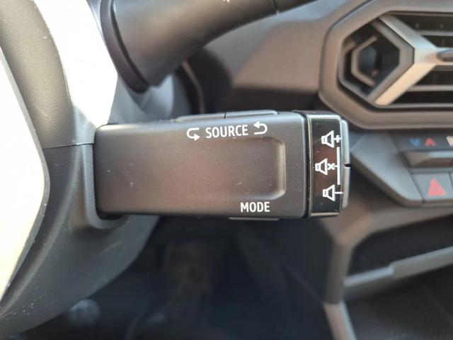 Dacia Duster Journey 4x4 130PS1.2 TCe Lenkradheizung Sitzheizung Klimaautomatik 4x Kamera PDC v+h Bluetooth Apple Carplay Android Auto 2xKeyless 18-LM Ganzj.Reifen 