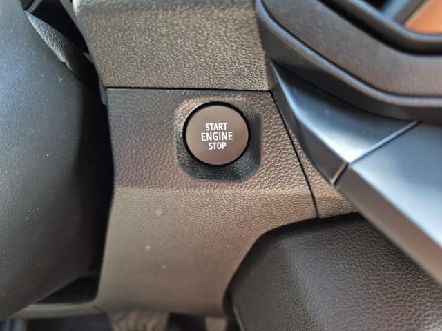 Dacia Duster Extreme Hybrid 140PS Automatik 1.6 SCE Sitzheizung Klimaautomatik 4x Kamera elektr.Parkbremse Teil-Leder Bluetooth Apple Carplay Android Auto PDC v+h 2xKeyless 17-LM 