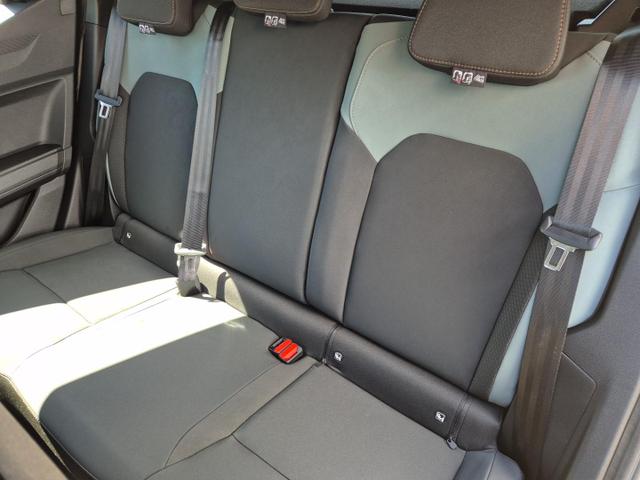 Dacia Duster Extreme Hybrid 140PS Automatik 1.6 SCE Sitzheizung Klimaautomatik 4x Kamera elektr.Parkbremse Teil-Leder Bluetooth Apple Carplay Android Auto PDC v+h 2xKeyless 17-LM 