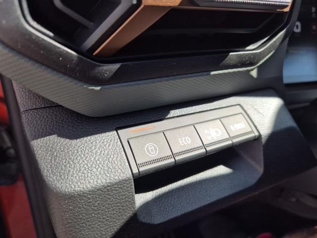 Dacia Duster Extreme Hybrid 140PS Automatik 1.6 SCE Lenkradheizung Sitzheizung 4x Kamera elektr.Parkbremse Teil-Leder Klimaautomatik Frontscheibe beh. Bluetooth Apple Carplay Android Auto PDC v+h 2xKeyless 18-LM 