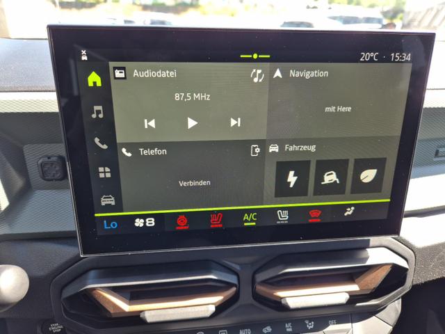 Dacia Duster Extreme Hybrid 140PS Automatik 1.6 SCE Lenkradheizung Sitzheizung 4x Kamera elektr.Parkbremse Teil-Leder Klimaautomatik Frontscheibe beh. Bluetooth Apple Carplay Android Auto PDC v+h 2xKeyless 18-LM 