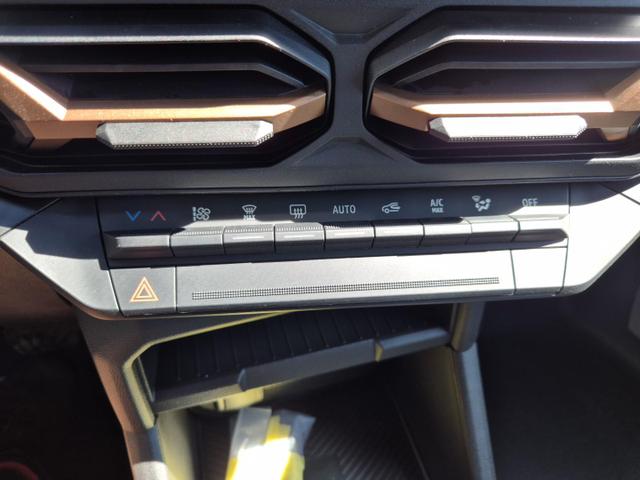 Dacia Duster Extreme Hybrid 140PS Automatik 1.6 SCE Lenkradheizung Sitzheizung 4x Kamera elektr.Parkbremse Teil-Leder Klimaautomatik Frontscheibe beh. Bluetooth Apple Carplay Android Auto PDC v+h 2xKeyless 18-LM 