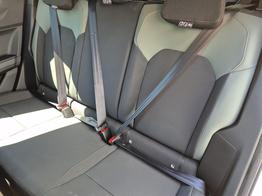 Dacia Duster Extreme Hybrid 140PS Automatik 1.6 SCE 4x Kamera elektr.Parkbremse Teil-Leder Klimaautomatik Bluetooth Apple Carplay Android Auto PDC v+h 2xKeyless 18"LM 