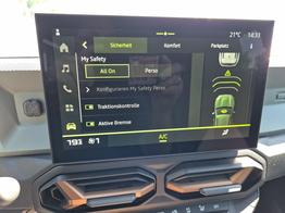 Dacia Duster Extreme Hybrid 140PS Automatik 1.6 SCE 4x Kamera elektr.Parkbremse Teil-Leder Klimaautomatik Bluetooth Apple Carplay Android Auto PDC v+h 2xKeyless 18"LM 