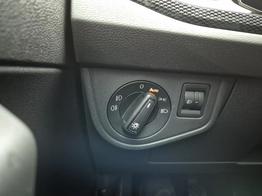 Volkswagen Polo Life 1.0 TSI 95PS Rückf.Kamera Sitzheizung Digital Cockpit Klima PDC abgd.Scheiben Bluetooth Apple Car Play Android Auto 15-LM 