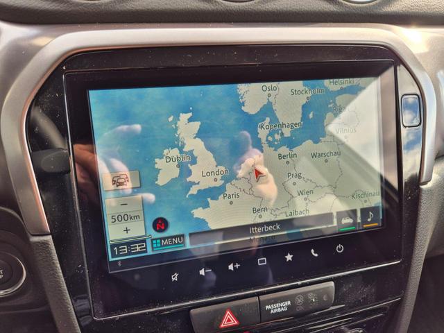 Suzuki Vitara Comfort 129PS MHEV 4x4 ALLGRIP 1.4 Boosterjet Allrad Navi Klimaautomatik Sitzheizung ACC PDC Rückf.Kamera Suzuki-Radio Apple CarPlay Android Auto Touchscreen 2xKeyless 17-LM 