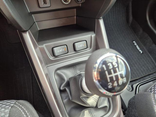 Suzuki Vitara Comfort 129PS MHEV 4x4 ALLGRIP 1.4 Boosterjet Allrad Navi Klimaautomatik Sitzheizung ACC PDC Rückf.Kamera Suzuki-Radio Apple CarPlay Android Auto Touchscreen 2xKeyless 17-LM 