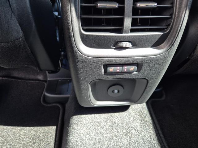 Ford Kuga Titanium 243PS PHEV Automatik schwenkb. AHK Sitzheizung v+h Lenkradheizung Frontscheibe beheizb. LED-Scheinwerfer Klimaautomatik Ford-Navi SYNC4 Apple CarPlay Android Auto Touchscreen Bluetooth PDC 4xKamera 2xKeyless 17"LM vollelektr. Reichweite 