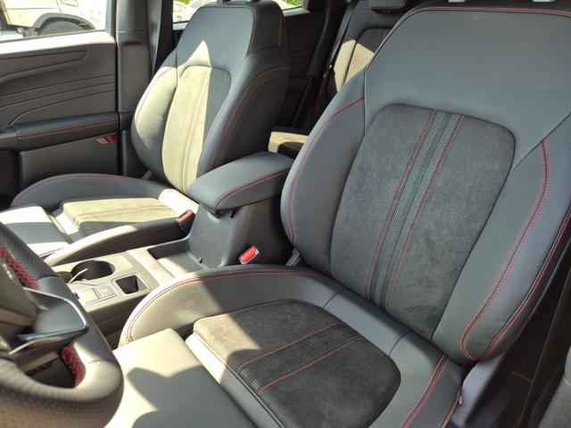 Ford Kuga ST-Line X 243PS PHEV Automatik Matrix-LED eletkr. PanoDach schwenkb. AHK Head-Up-Display Sitzheizung v+h Lenkradheizung Frontscheibe beheizb. Navi SYNC4 Apple CarPlay Android Auto Touchscreen PDC 4xKamera 2xKeyless B+O Sound 19"LM vollelektr. Re 
