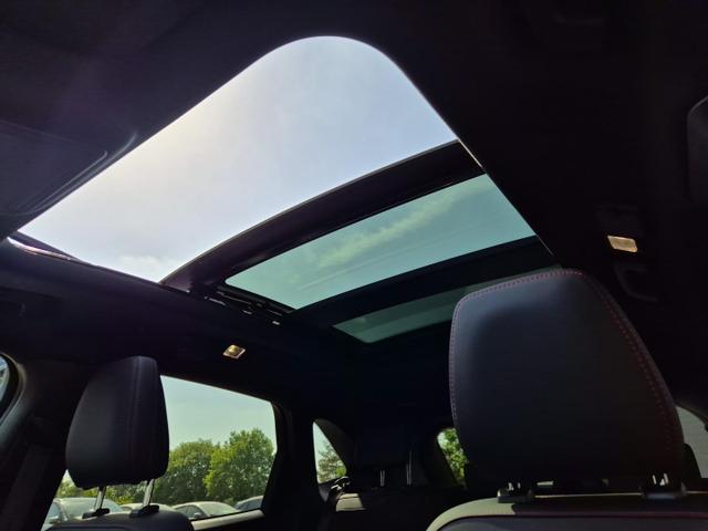 Ford Kuga ST-Line X 243PS PHEV Automatik Matrix-LED eletkr. PanoDach schwenkb. AHK Head-Up-Display Sitzheizung v+h Lenkradheizung Frontscheibe beheizb. Navi SYNC4 Apple CarPlay Android Auto Touchscreen PDC 4xKamera 2xKeyless B+O Sound 19"LM vollelektr. Re 