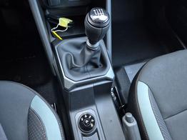 Dacia Duster Extreme 4x4 130PS 1.2 TCe 4x Kamera Lenkradheizung Sitzheizung Klimaautomatik Teil-Leder Bluetooth Apple Carplay Android Auto PDC v+h 2xKeyless 17-LM Ganzj.Reifen 