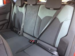 Dacia Duster Extreme Hybrid 140PS Automatik 1.6 SCE Sitzheizung Klimaautomatik 4x Kamera elektr.Parkbremse Teil-Leder Bluetooth Apple Carplay Android Auto PDC v+h 2xKeyless 18-LM 