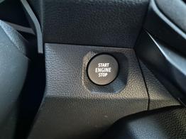 Dacia Duster Extreme Hybrid 140PS Automatik 1.6 SCE Sitzheizung Klimaautomatik 4x Kamera elektr.Parkbremse Teil-Leder Bluetooth Apple Carplay Android Auto PDC v+h 2xKeyless 18-LM 