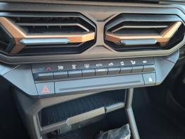 Dacia Duster Extreme Hybrid 140PS Automatik 1.6 SCE Sitzheizung Klimaautomatik 4x Kamera elektr.Parkbremse Teil-Leder Bluetooth Apple Carplay Android Auto PDC v+h 2xKeyless 18-LM 