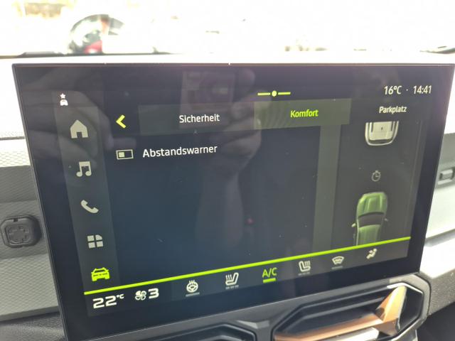Dacia Duster Extreme 4x4 130PS 1.2 TCe Frontscheibe beheizb. 4x Kamera Lenkradheizung Sitzheizung Klimaautomatik Teil-Leder elektr.Parkbremse Bluetooth Apple Carplay Android Auto PDC v+h 2xKeyless 17-LM Ganzj.Reifen 