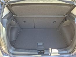 Volkswagen T-Cross 1.0 TSI 116PS DSG Life LED-Matrix-Scheinwerfer Klimaautomatik Sitzheizung PDC Rückf.Kamera 17-LM abged.Scheiben 2xKeyless DAB+ Bluetooth Touchscreen Apple CarPlay Android Auto 