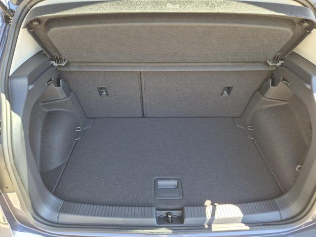 Volkswagen T-Cross 1.0 TSI 116PS DSG Life LED-Matrix-Scheinwerfer Klimaautomatik Sitzheizung PDC Rückf.Kamera 17-LM abged.Scheiben 2xKeyless DAB+ Bluetooth Touchscreen Apple CarPlay Android Auto 