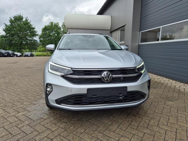 Volkswagen Taigo 1.5 TSI 150PS DSG Life LED-Matrix-Scheinwerfer Klimaautomatik Sitzheizung PDC Rückf.Kamera 17-LM abged.Scheiben 2xKeyless DAB+ Bluetooth Touchscreen Apple CarPlay Android Auto 