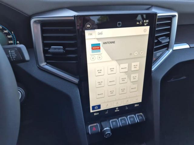 Volkswagen Amarok Style DoKa 3.0 TDI 240PS 4x4 Automatik Laderaumabdeckung Navi Lenkradheizung Frontscheibe beheizb. Sitzheizung AHK Rückf.Kamera ACC Klimaautomatik PDC v+h Apple Carplay Android Auto 2xKeyless 18"LM 