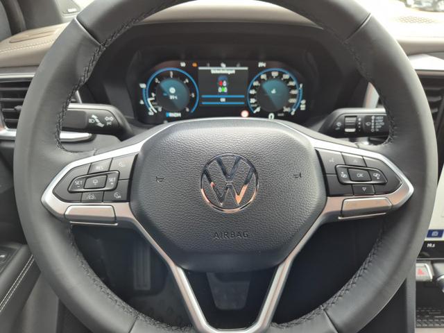 Volkswagen Amarok Style DoKa 3.0 TDI 240PS 4x4 Automatik Chrompaket Soundsystem "Harman Kardon" Navi Lenkradheizung Frontscheibe beheizb. Sitzheizung AHK Rückf.Kamera ACC Klimaautomatik PDC v+h Apple Carplay Android Auto 2xKeyless 18"LM 