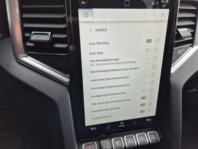 Volkswagen Amarok Style DoKa 3.0 TDI 240PS 4x4 Automatik Chrompaket Soundsystem "Harman Kardon" Navi Lenkradheizung Frontscheibe beheizb. Sitzheizung AHK Rückf.Kamera ACC Klimaautomatik PDC v+h Apple Carplay Android Auto 2xKeyless 18"LM 