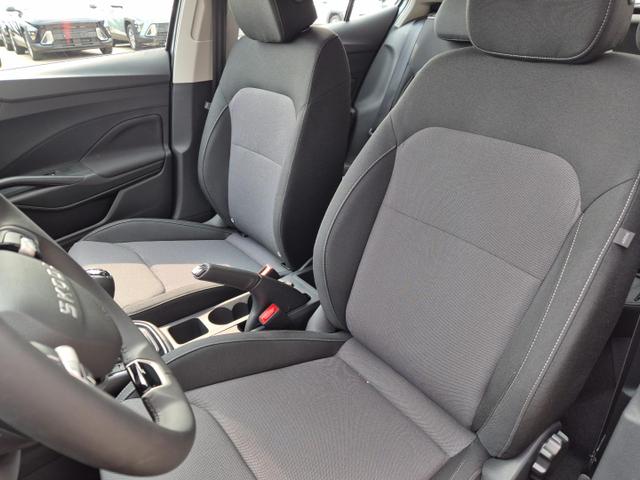 Skoda Fabia 1.0 TSI 115PS Selection 5-türig Sitzheizung Parksensoren Multifunktionslenkrad Klima Skoda-Radio Bluetooth Touchscreen Tempomat Nebelsch. wireless Apple CarPlay + Android Auto 