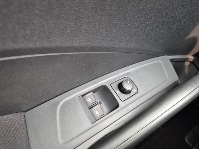 Skoda Fabia 1.0 TSI 115PS Selection 5-türig Sitzheizung Parksensoren Multifunktionslenkrad Klima Skoda-Radio Bluetooth Touchscreen Tempomat Nebelsch. wireless Apple CarPlay + Android Auto 