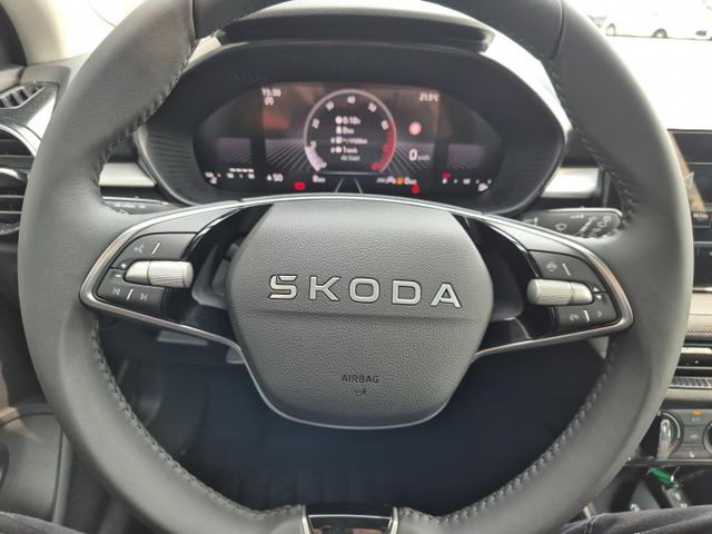 Skoda Fabia 1.0 TSI 115PS Selection 5-türig Sitzheizung Parksensoren Multifunktionslenkrad Klima Skoda-Radio Bluetooth Touchscreen Tempomat Nebelsch. wireless Apple CarPlay + Android Auto 
