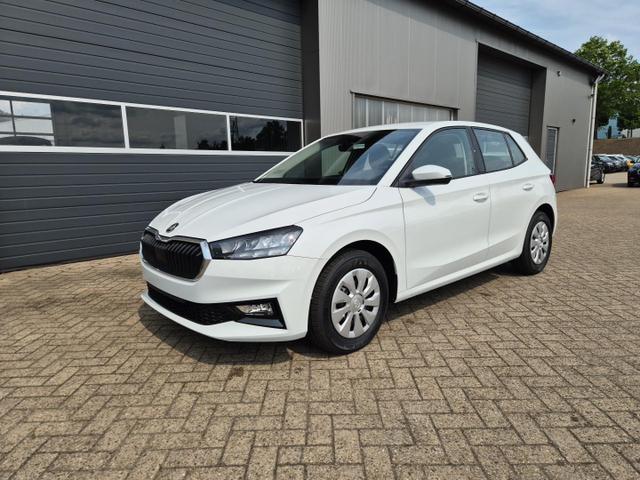 Skoda Fabia - 1.0 TSI 115PS Selection 5-türig Sitzheizung Parksensoren Multifunktionslenkrad Klima Skoda-Radio Bluetooth Touchscreen Tempomat Nebelsch. wireless Apple CarPlay + Android Auto