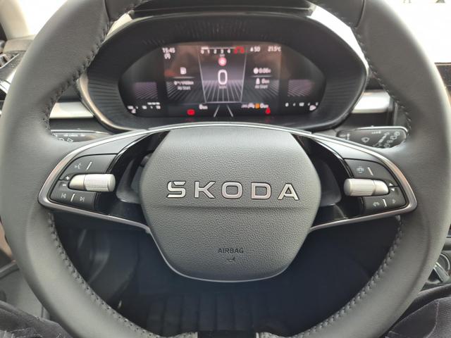 Skoda Fabia 1.0 TSI 115PS Selection 5-türig Sitzheizung Parksensoren Multifunktionslenkrad Klima Skoda-Radio Bluetooth Touchscreen Tempomat Nebelsch. wireless Apple CarPlay + Android Auto 
