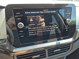 Volkswagen T-Cross 1.0 TSI 116PS DSG Life LED-Matrix-Scheinwerfer Klimaautomatik Sitzheizung PDC Rückf.Kamera 17-LM abged.Scheiben 2xKeyless DAB+ Bluetooth Touchscreen Apple CarPlay Android Auto 
