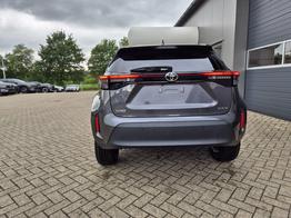 Toyota Yaris Cross 1.5VVT-iE 130PS Automatik Teamplayer Klimaautomatik Sitzheizung Lenkradheizung PDC v+h Rückf.Kamera 17-LM abged.Scheiben 2xKeyless DAB+ Bluetooth Touchscreen Apple CarPlay Android Auto 