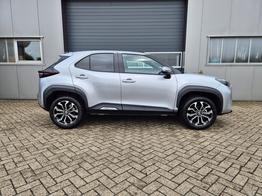 Toyota Yaris Cross 1.5VVT-iE 130PS Automatik Teamplayer Klimaautomatik Sitzheizung Lenkradheizung PDC v+h Rückf.Kamera 17-LM abged.Scheiben 2xKeyless DAB+ Bluetooth Touchscreen Apple CarPlay Android Auto 